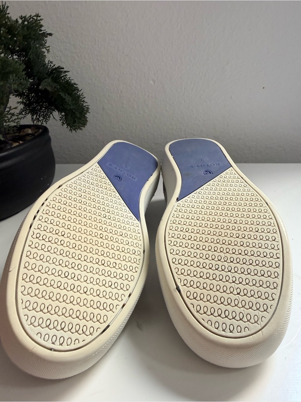Rothy's sneakers women size 7  Slip-On Knit Sneakers - Gray with Blue Accent - Picture 9 of 9